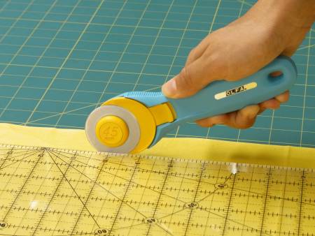 Olfa Splash Rotary Cutter Pink